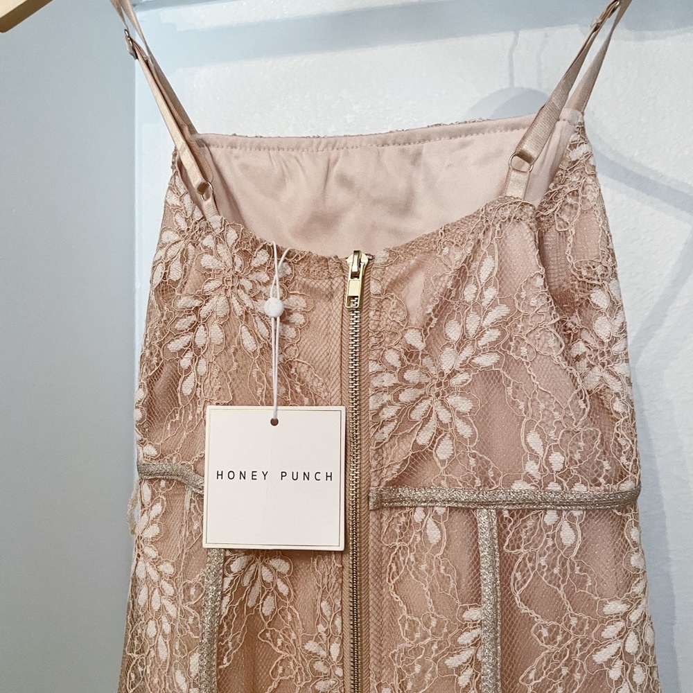 Mini lace nude dress